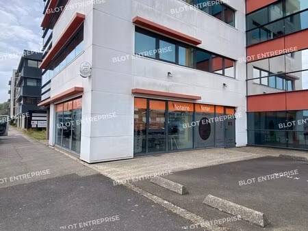 location bureaux 95 m²