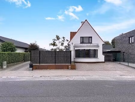 huis te koop in izegem met 2 slaapkamers