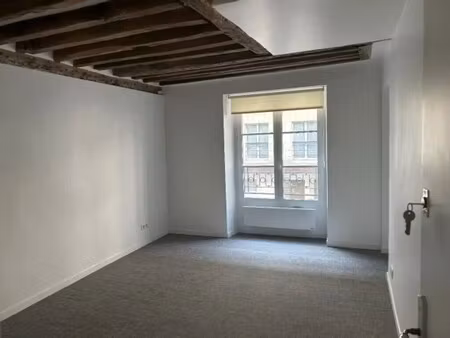 location bureaux 105 m²