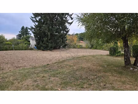 terrain 800 m2