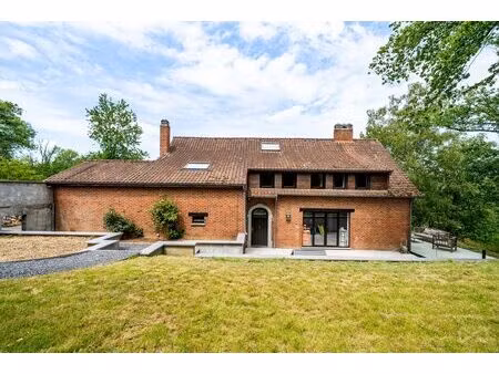 huis te koop in houyet met 6 slaapkamers