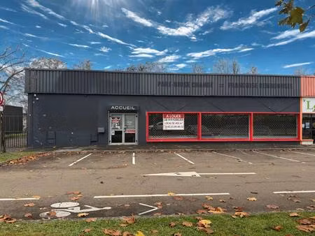 local commercial à louer