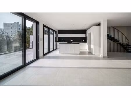 location maison 6 pièces 159m² nantes 44000