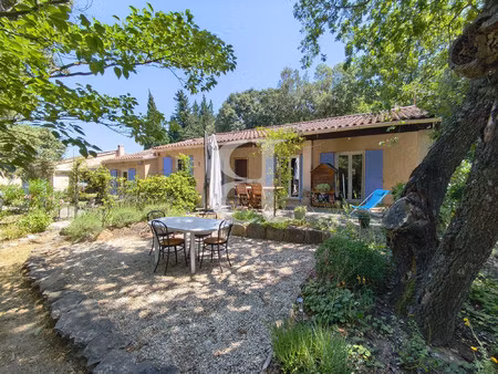 maison avec grand terrain arboré en exclusivité région visan