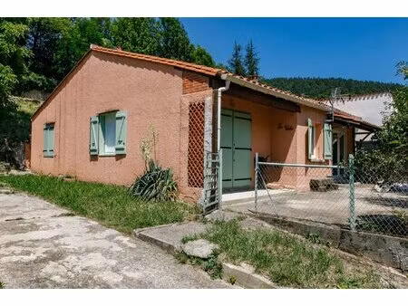 villa de plain-pied sur terrain de 521 m2