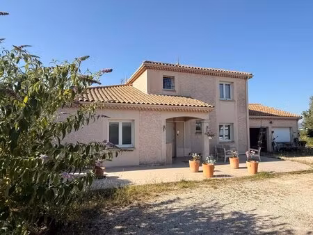 maison de 7 pièces de 143 m² à salaise-sur-sanne