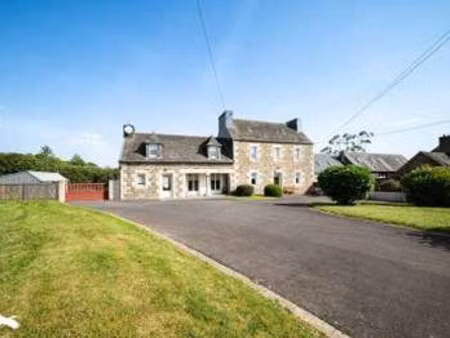 vente maison à plougonven (29640) : à vendre / 260m² plougonven