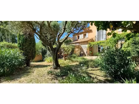 vente maison 7 pièces 160 m² à cucuron (84160)  479 000 €