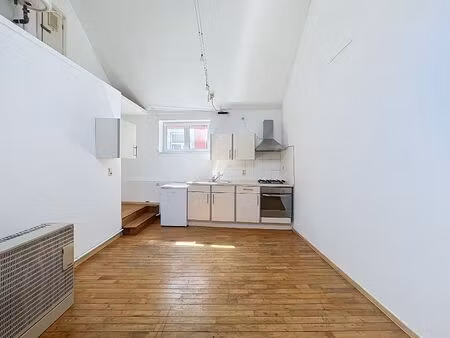 studio à louer à rue des esses 2 huy (vbe40616)