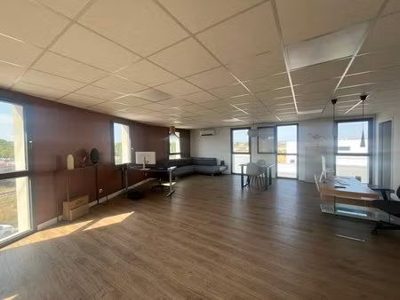 location bureaux 60 m²