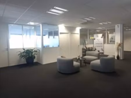 location bureaux 289 m²
