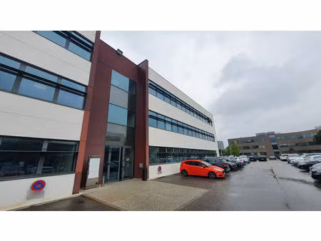 location bureaux 167 m² à 494 m²
