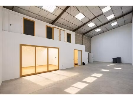 location bureaux 230 m²