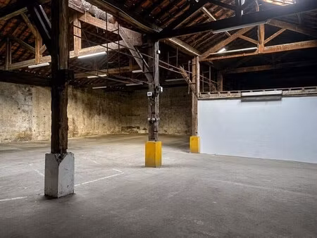 location entrepôt bordeaux 33100 555m²