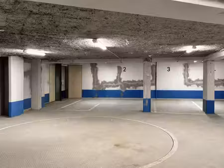 location entrepôt paris 75008 371m²