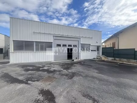 location local d’activités villeurbanne 69100 145m²