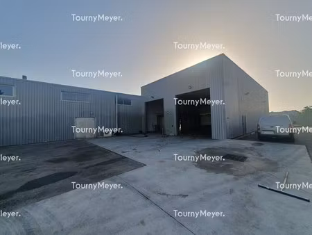 location local d’activités yvrac 33370 660m²