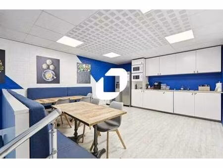 vente bureaux 708 m²