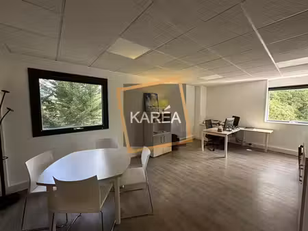 vente bureaux croissy-beaubourg 77183 380m²