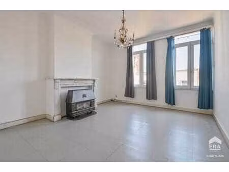 appartement 2 chambres avec terrasse à vendre à saint-gilles