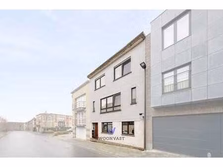 immeuble d’investissement composé de 3 appartements à zelli