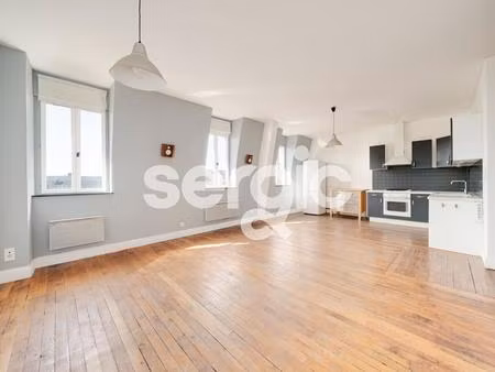 appartement t3 de caractere / avenue anatole france / vue panoramique