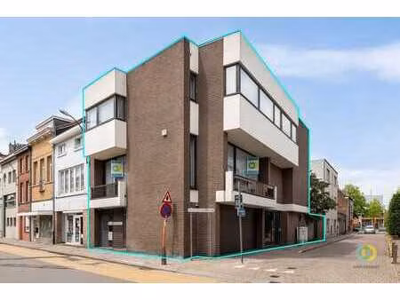 maison de caractère avec espace pour profession liberale