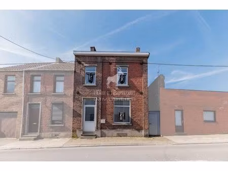 maison à vendre avec terrasse et jardin   manage (vbe40298)