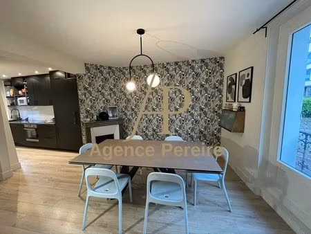 maison de ville atypique (120m2)
