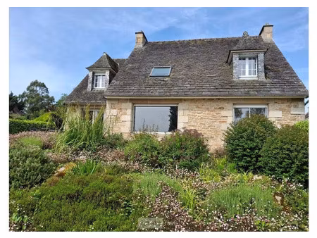 maison de luxe à vendre à saint-pol-de-léon