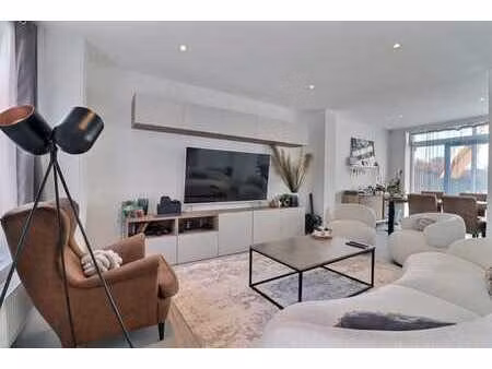 superbe maison à vendre à wanfercée-baulet