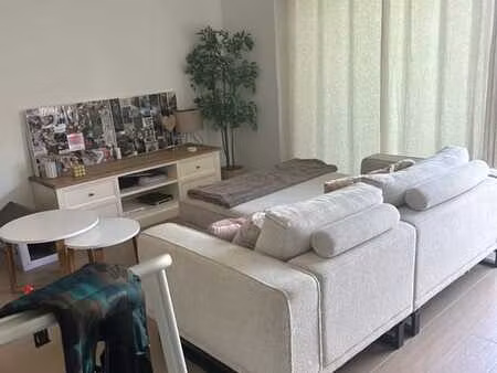 magnifique penthouse avec grande terrasse  parking et cave.