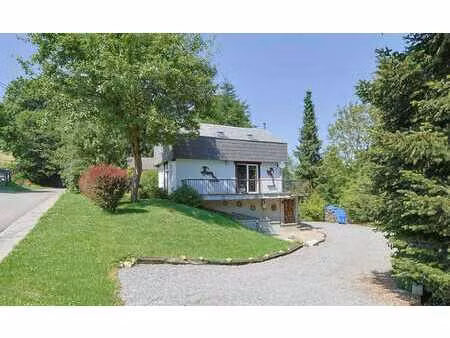 joli chalet (4ch.) dans un véritable havre de paix !