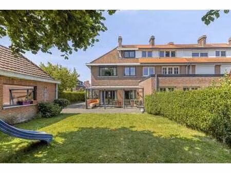maison familiale à rénover dans le casterwijk