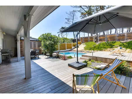 villa de luxe à vendre dans le quartier la plage