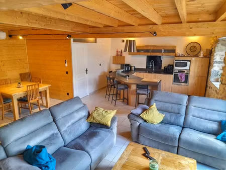 vente propriété 6 pièces 151.72 m² à laruns (64440)  425 000 €