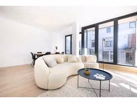 magnifique duplex neuf 2 chambres de ± 99m²