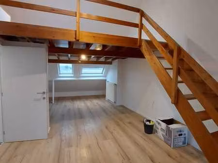 studio avec mezzanine