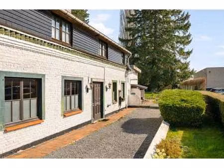 charmante fermette à rénover avec jardin  double garage et f