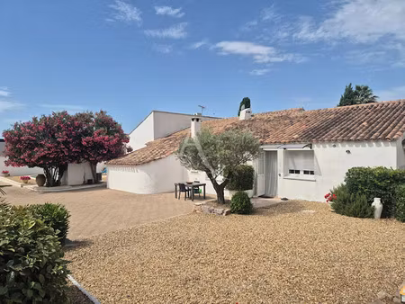 vente maison 5 pièces 210 m² à villeveyrac (34560)  695 000 €