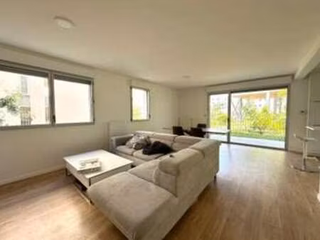 location appartement 4 pièces colocation à nantes (44000) : à louer 4 pièces colocation / 
