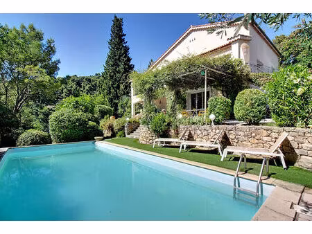 à vendre nouveauté a draguignan - maison 2 appartements de 190m2 + piscine + garage