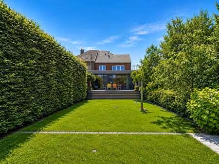 maison familiale lumineuse avec jardin à vendre à erpe-mere