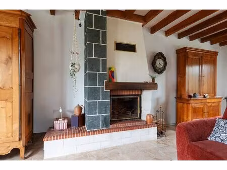 maison familiale sur les hauteurs  avec vue et vaste jardin