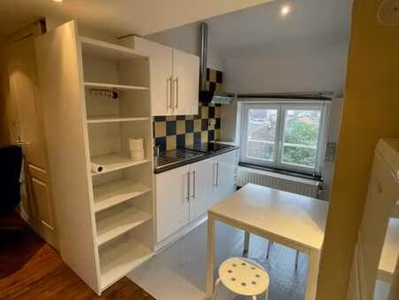 appartement 2 chambres dans le quartier des guillemins