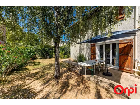 maison de luxe à vendre dans le quartier saint rambert