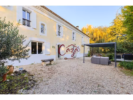 maison de luxe à vendre à camarsac