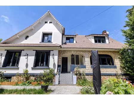 vente maison 9 pièces 225 m² à la celle-saint-cloud (78170)  1 195 000 €