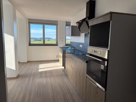 appartement etat neuf avec garage