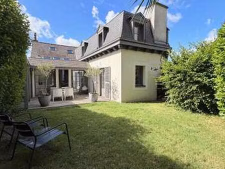 vente maison à rennes jeanne d'arc (35000) : à vendre / 140m² rennes jeanne d'arc